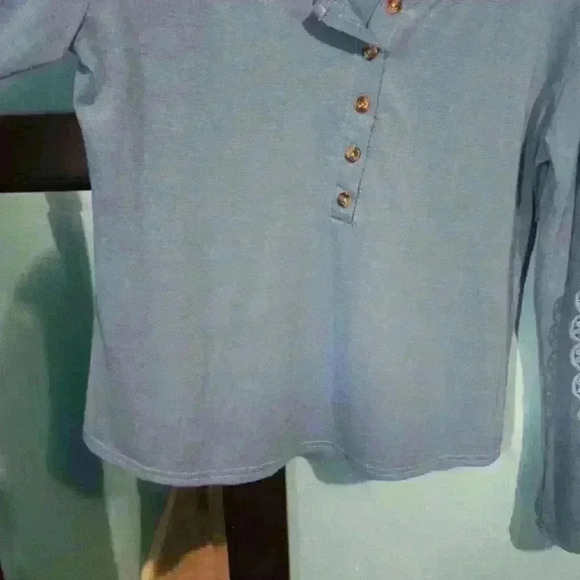 sky blue top with crocheted sleeves, size M? Xuan brand - Picture 3 of 5